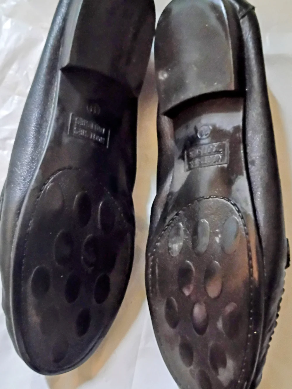 Momallory Black Leather Slip-On Moccasins Size 11 M